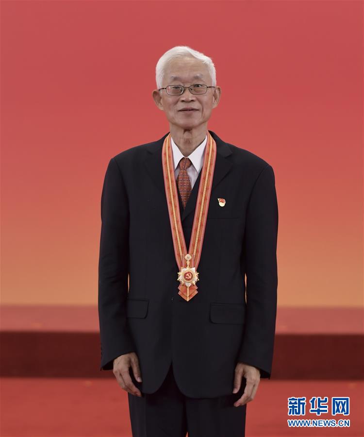 （奋斗百年路　启航新征程&middot;&ldquo;七一勋章&rdquo;获得者&middot;图文互动）（1）外交老兵刘贵今：赤子丹心，为国尽责