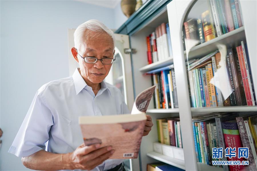 （奋斗百年路　启航新征程&middot;&ldquo;七一勋章&rdquo;获得者&middot;图文互动）（3）外交老兵刘贵今：赤子丹心，为国尽责