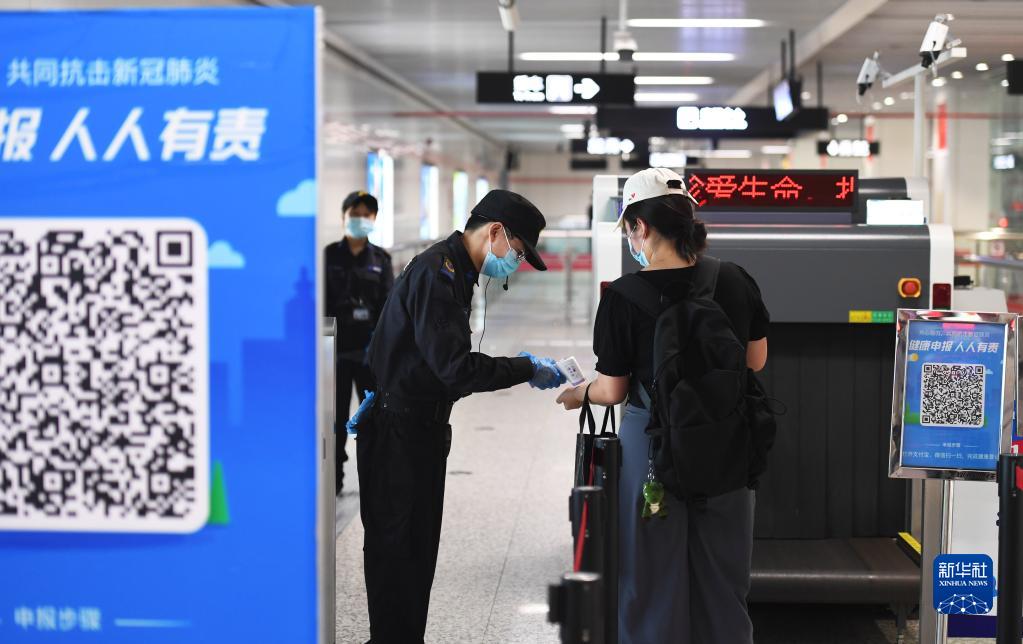 喜讯！郑州地铁首批3条线路恢复载客运营