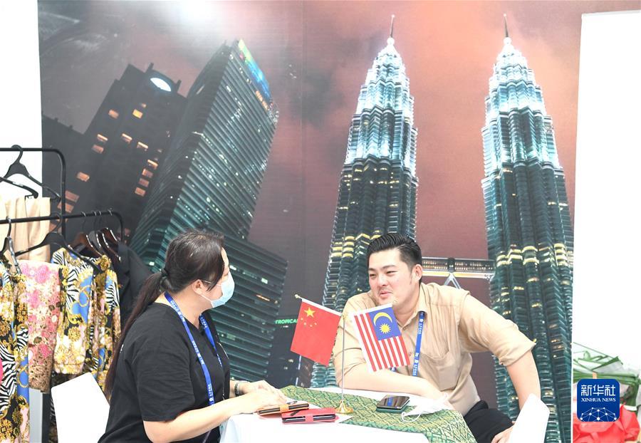 （新华全媒头条&middot;图文互动）（12）十八岁的见证&mdash;&mdash;从东博会看中国&mdash;东盟合作之变