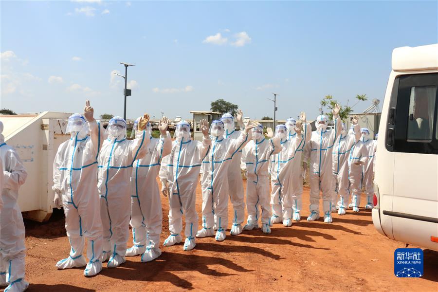(国际)中国第二批赴阿卜耶伊维和直升机分队全部抵达任务区
