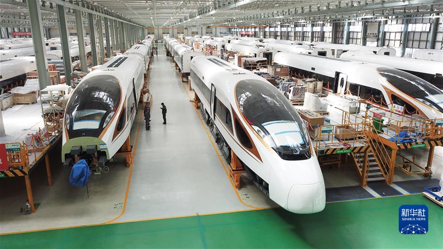 （新华全媒头条&middot;六中全会精神在基层&middot;图文互动）（3）勇攀高峰，为实现高水平科技自立自强贡献力量&mdash;&mdash;各地贯彻党的十九届六中全会精神加强科技创新观察