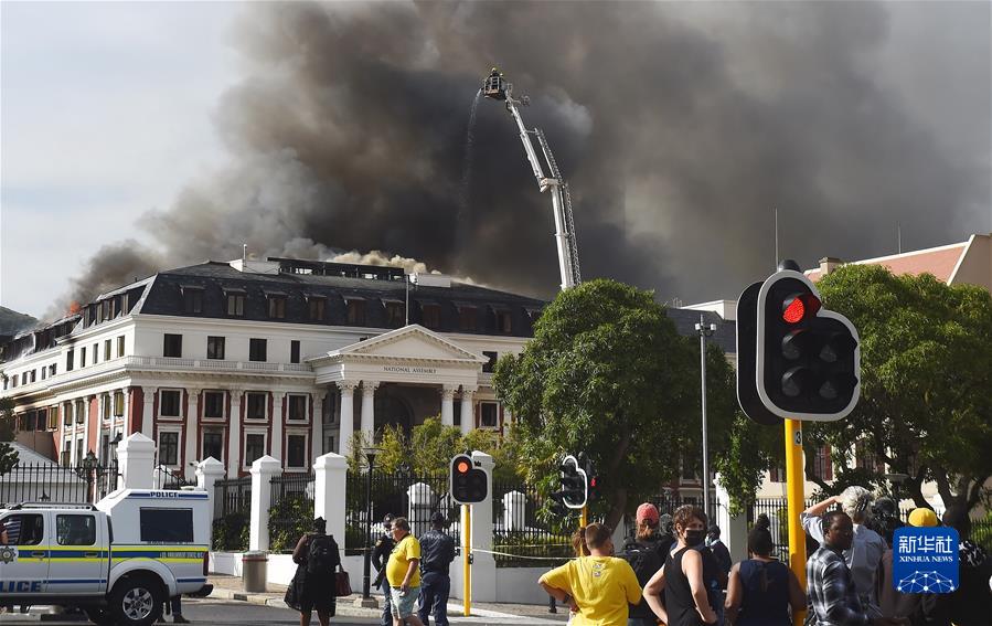 （国际）（6）南非议会建筑发生复燃损失进一步扩大