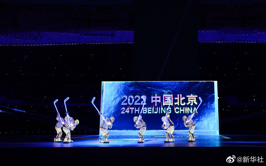 北京冬奥会开幕式上“冰雪五环”有讲究