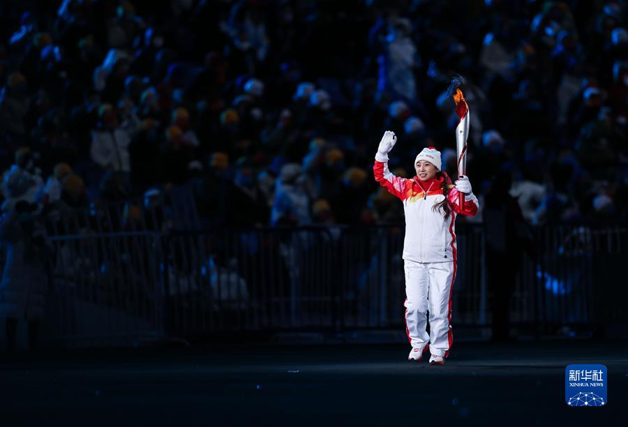 (北京冬奥会)北京冬奥会举行开幕式
