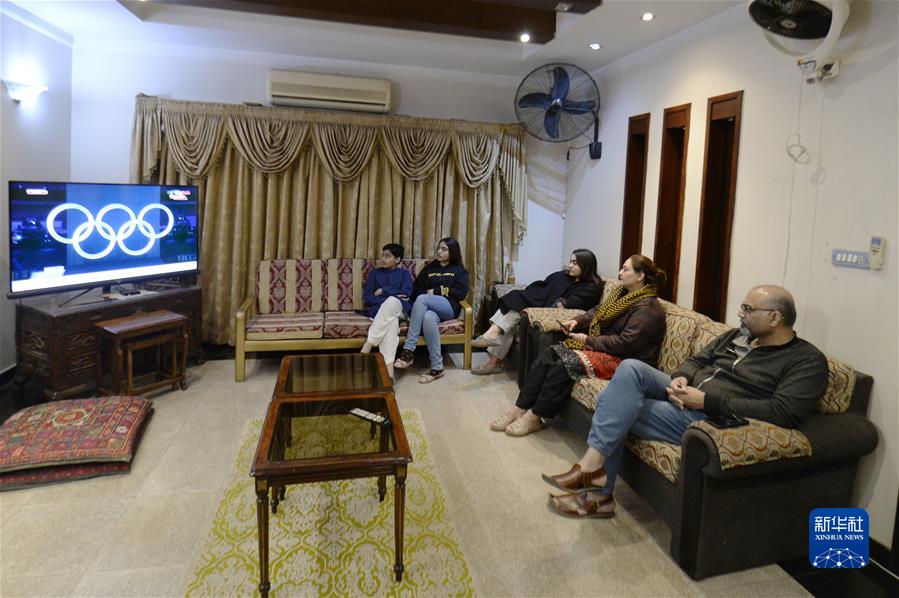 (新华网)(1)北京冬奥会开幕 海外反响热烈