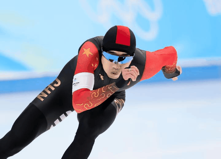 42年的等待，高亭宇终成“冰上飞人”——中国首枚速滑男子冬奥金牌诞生纪实(图6)
