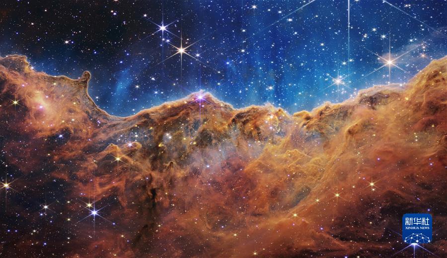 （国际&middot;一周看天下）美国航天局公布韦布空间望远镜宇宙图像