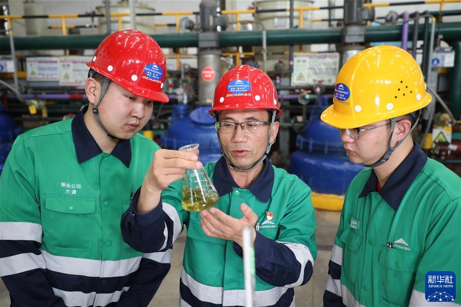 （二十大代表风采&middot;图文互动）（1）潘从明：十年磨剑 精益求&ldquo;金&rdquo;