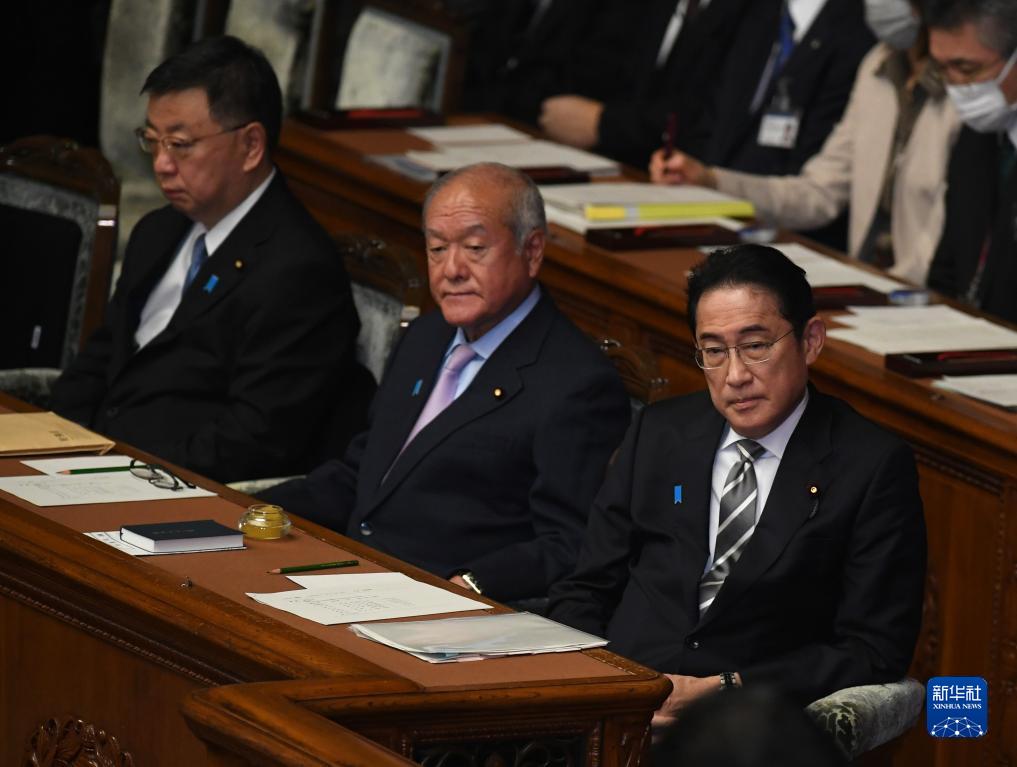 “黑金政治”丑闻持续发酵　日本首相撤换4名“安倍派”内阁成员