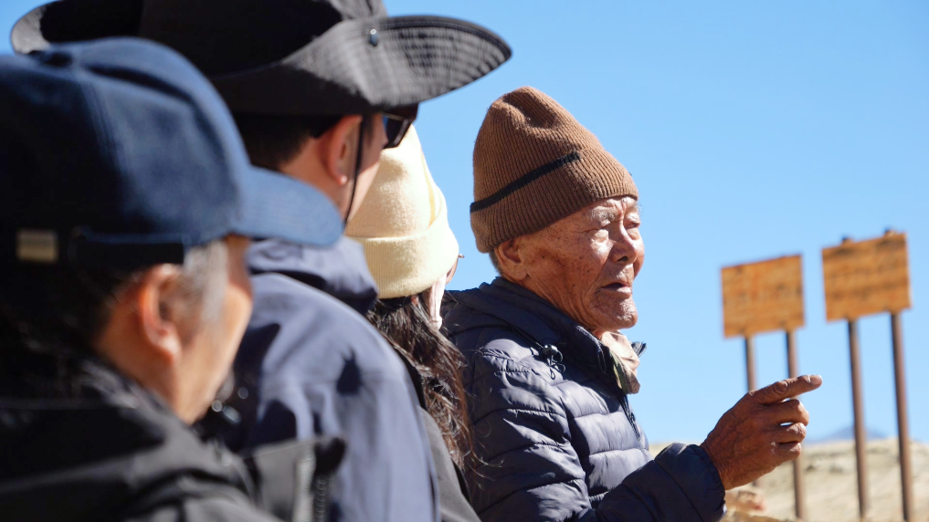 [组图]老人与窟 第 4 张