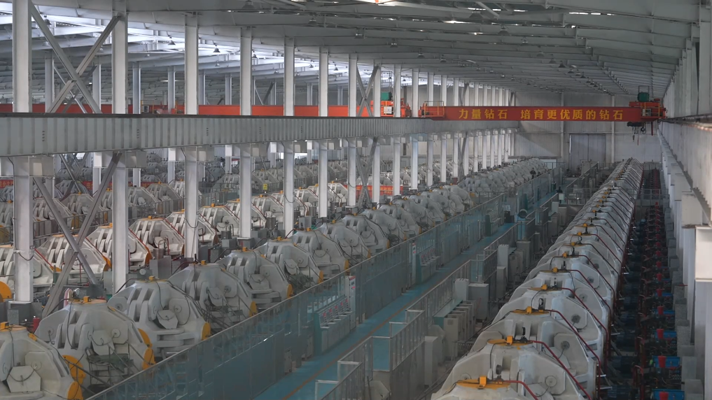 中国经济样本观察·县域样本篇丨这个北方小城 让钻戒“飞入寻常百姓家”