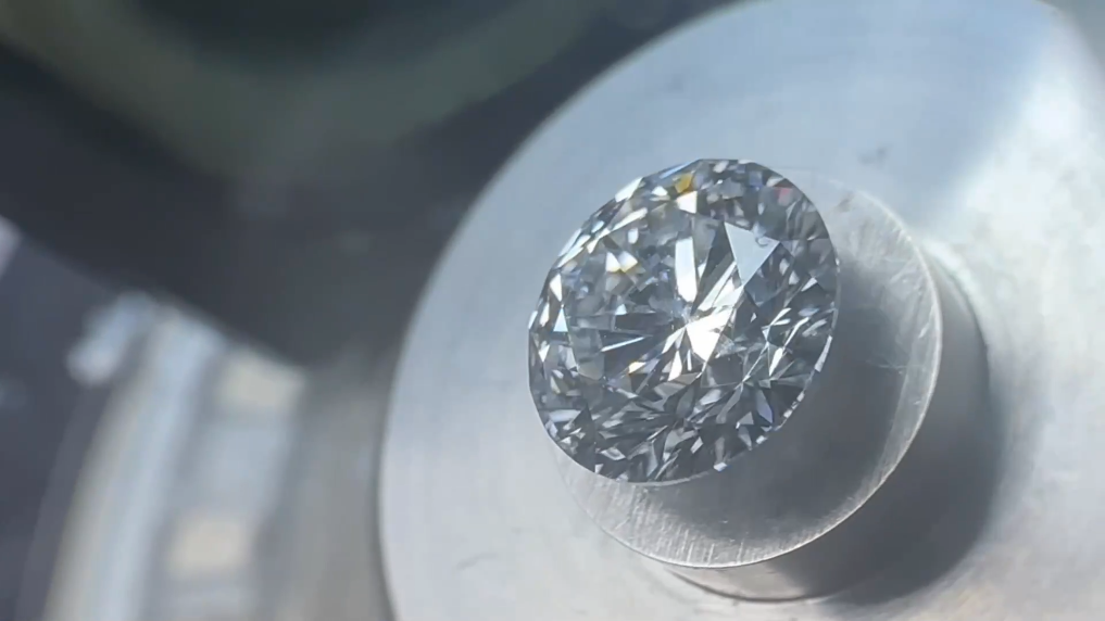 中国经济样本观察·县域样本篇丨这个北方小城 让钻戒“飞入寻常百姓家”