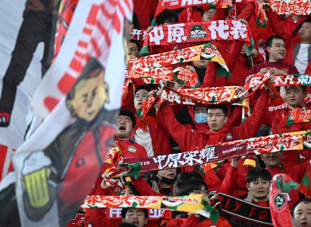 追光丨“第十二人”的熱愛，讓三十一年的堅守更有意義