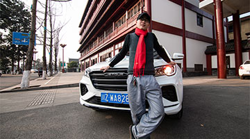 平凡的努力背后，始终有着坚定的信仰