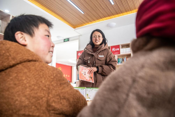 伊宁机场首条直飞阿拉木图国际客运包机航线顺利开通