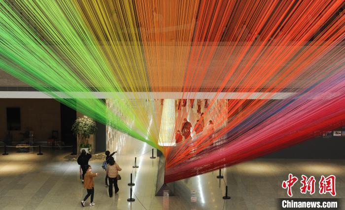 图为:展览现场。 王刚 摄