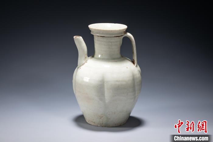 湖北荆州古城考古获新发现出土大量唐宋瓷器-新华网