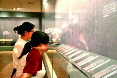 考古“问秦” 文物“述往”——甘肃秦文化考古二十年成果特展印象