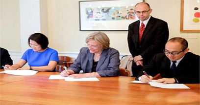 对&ldquo;潘式慈善&rdquo;何必求全责备