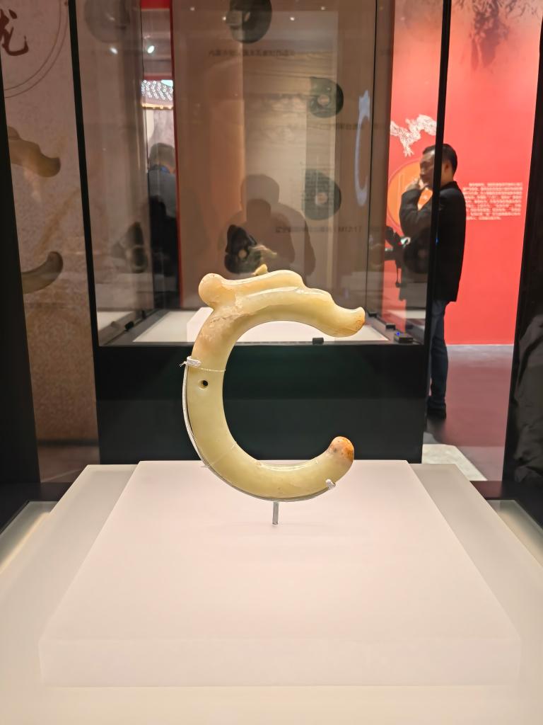 每日速看!中国考古博物馆最新特展展出112件龙主题文物