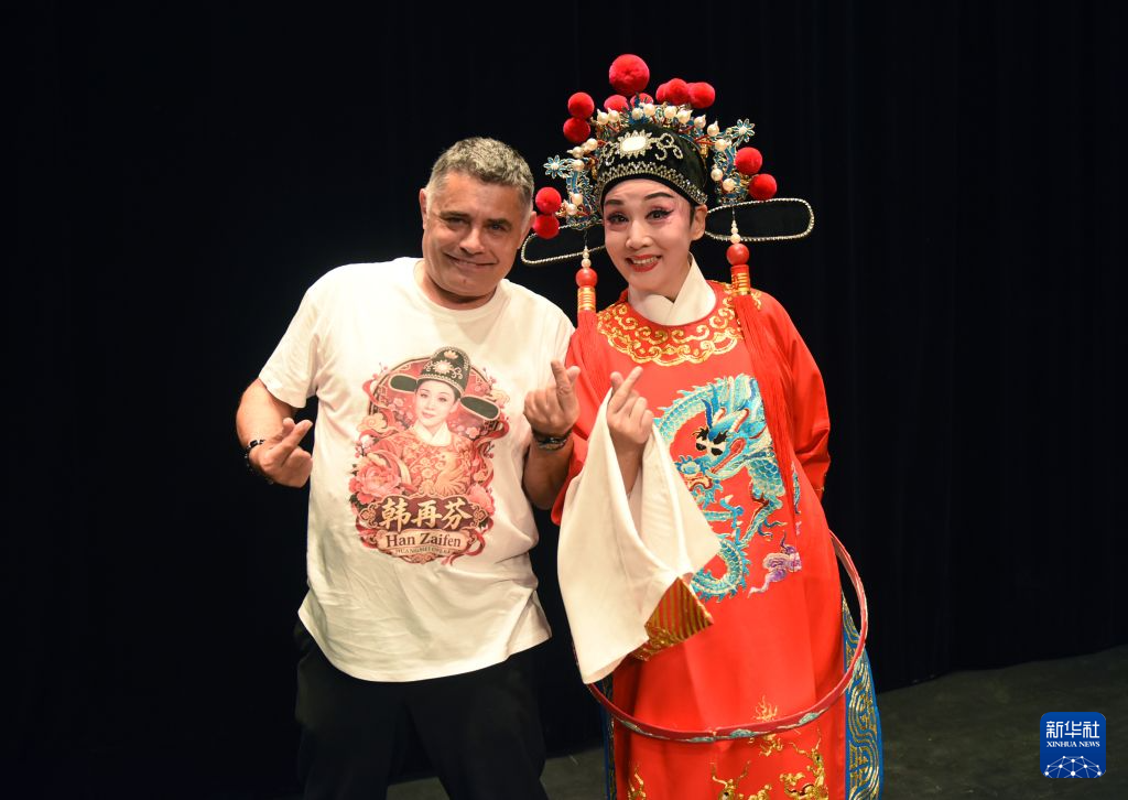 韩再芬携黄梅戏《女驸马》亮相维也纳