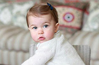 英王室公布小公主萌照