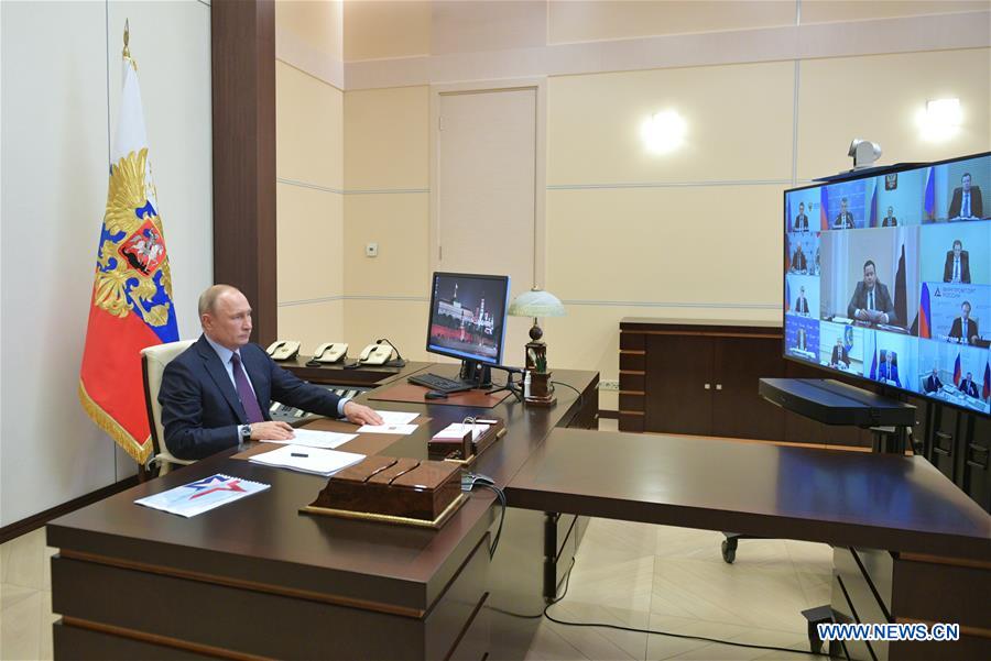 RUSSIA-MOSCOW-PUTIN-COVID-19-MEETING