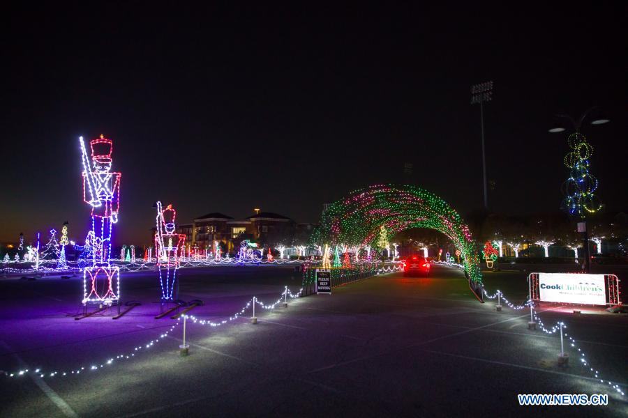 Festive lights seen at Radiance Light Show in Texas Xinhua English
