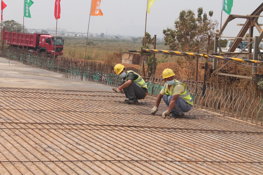 Chinese construction firm redesigns major road in South Sudan Xinhua