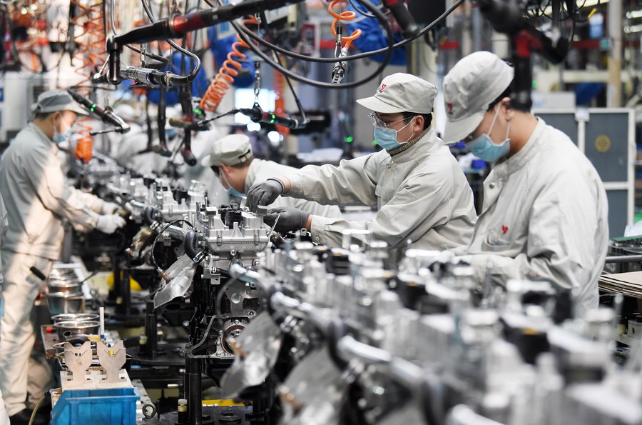 UpdateEconomic Watch China's June manufacturing remains in expansion