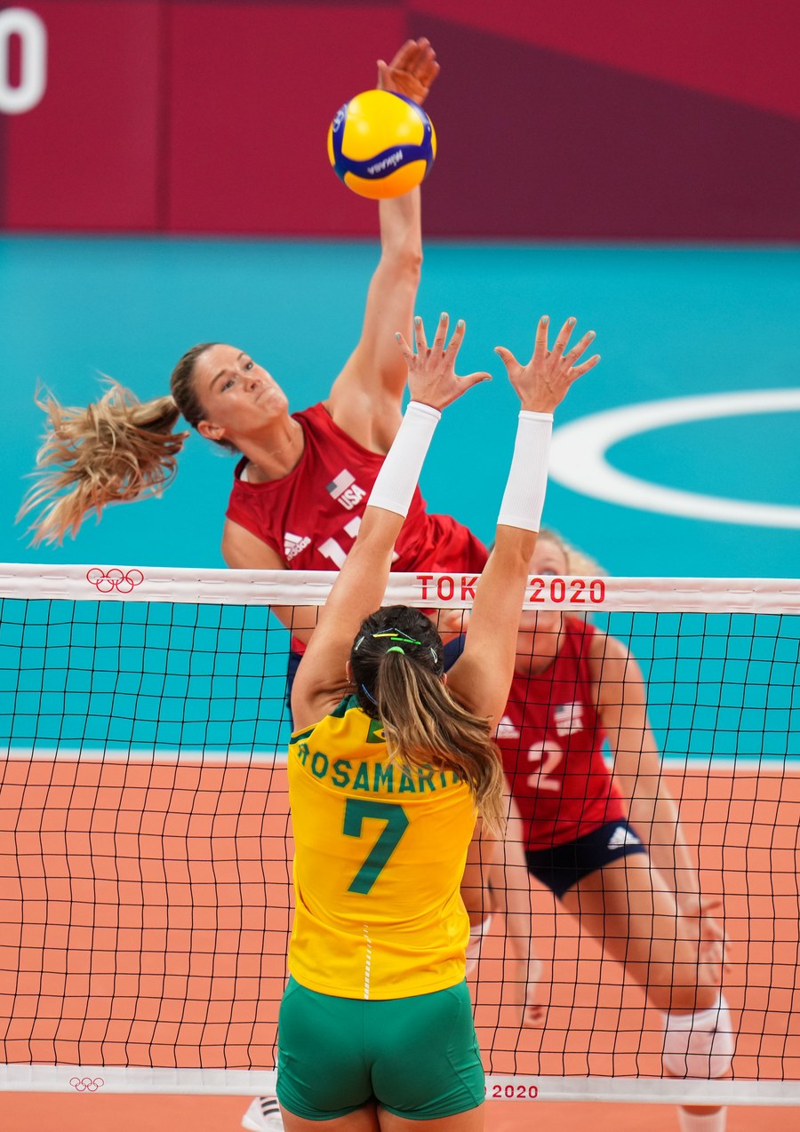 U.S. sweep Brazil to win their first women's volleyball Olympic gold
