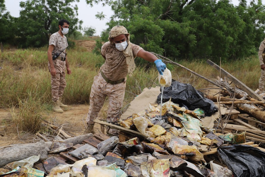 Yemeni gov't forces burn hashish, narcotic drugs in Hajjah Xinhua