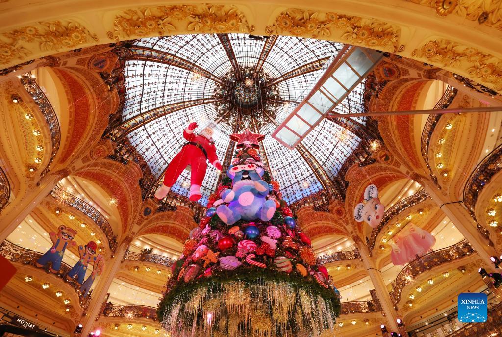 Christmas Lafayette 2022 Giant Christmas Tree Seen At Galeries Lafayette Department Store In Paris -  Xinhua