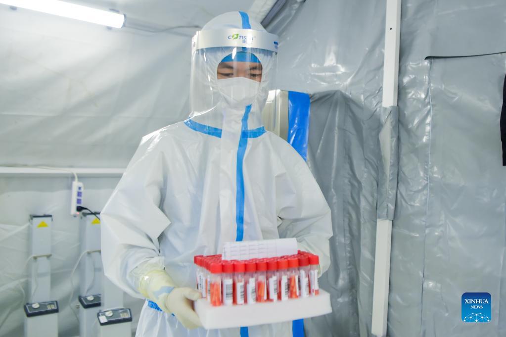 "Falcon" airinflated laboratory for COVID19 nucleic acid testing put