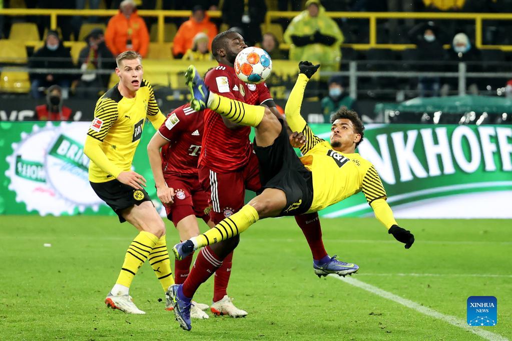 Bundesliga: Bayern Munich clinches perfect 10 with Dortmund win