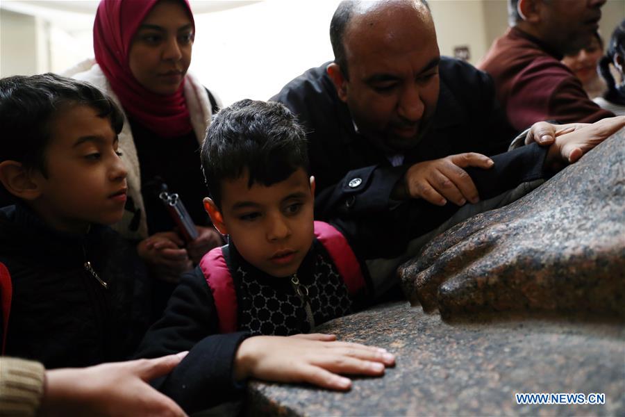 EGYPT-CAIRO-EGYPTIAN MUSEUM-VISUALLY IMPAIRED CHILDREN