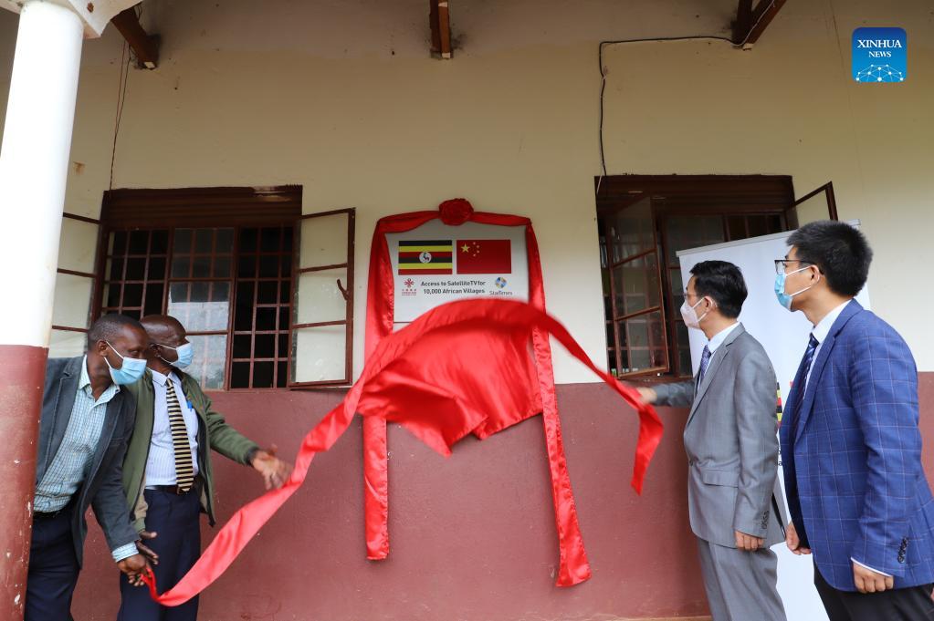 900 Ugandan villages connected to satellite TV Xinhua