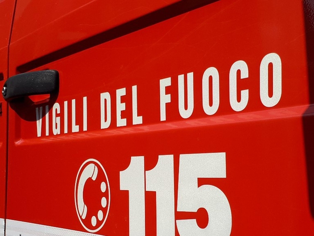 Girl, 7, dies in fire at home near Fermo Child's mother and sister survive