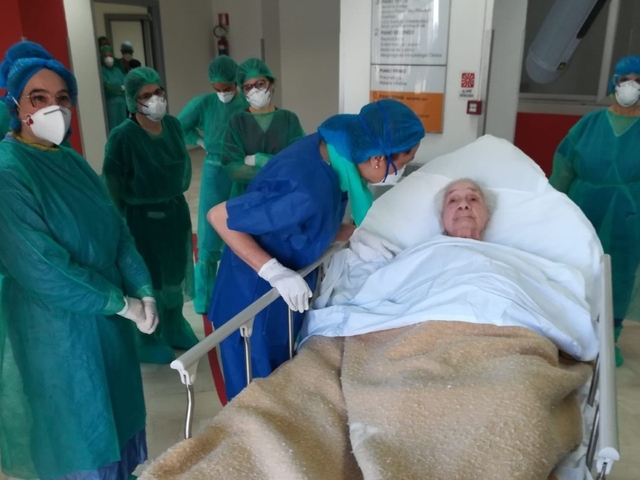 Coronavirus: Woman, 100, recovers in Messina Concetta Lenzi hailed as symbol of hope