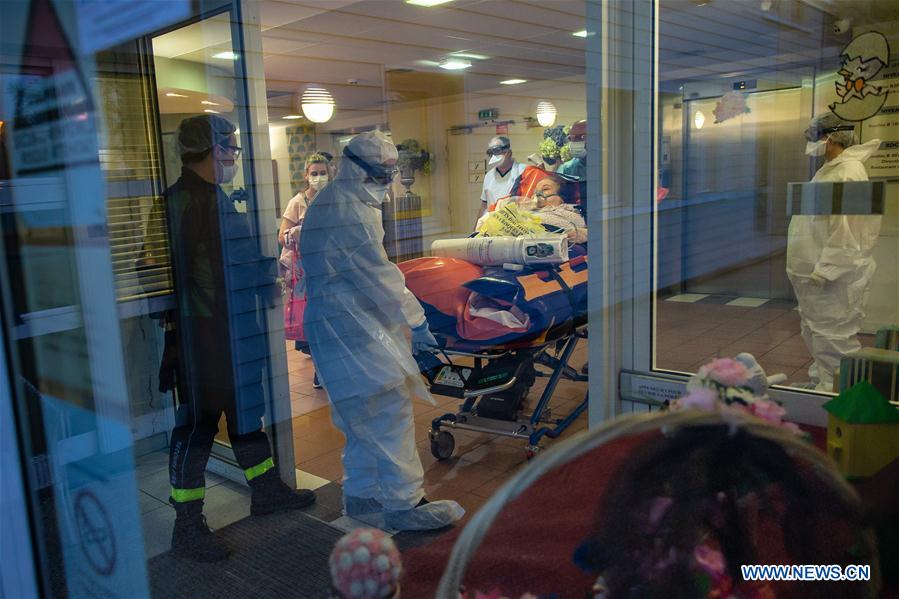 FRANCE-PARIS-COVID-19