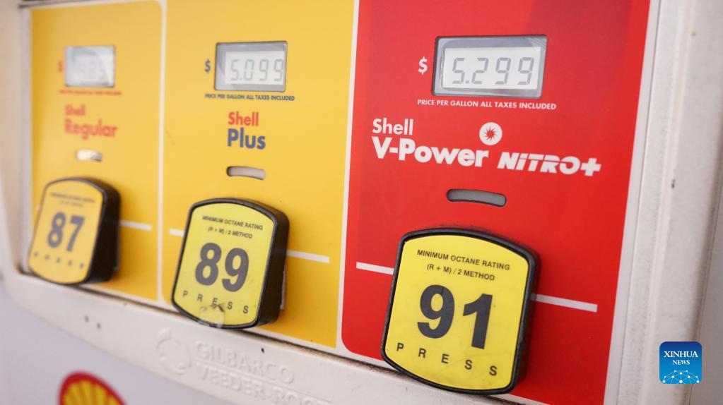 California average gas prices set new record for second consecutive day