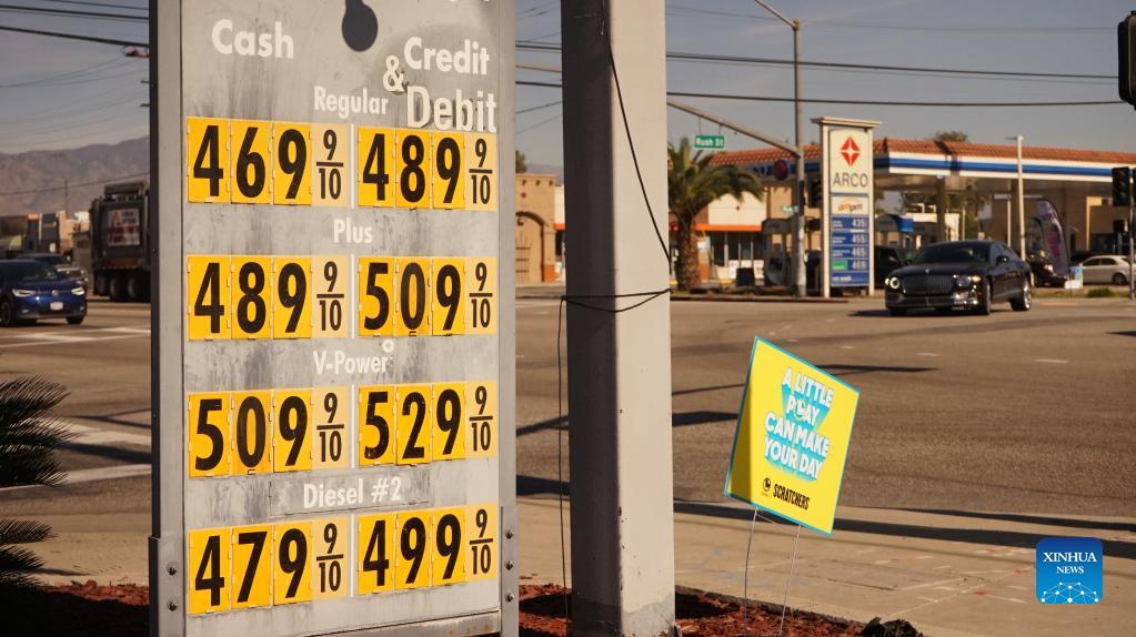 California average gas prices set new record for second consecutive day