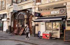 UK at coronavirus "tipping point": health secretary