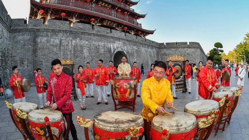 Chaozhou music inherited by younger generation