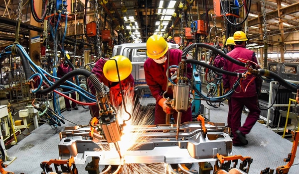 China's industrial profits maintain rapid growth in first 11 months