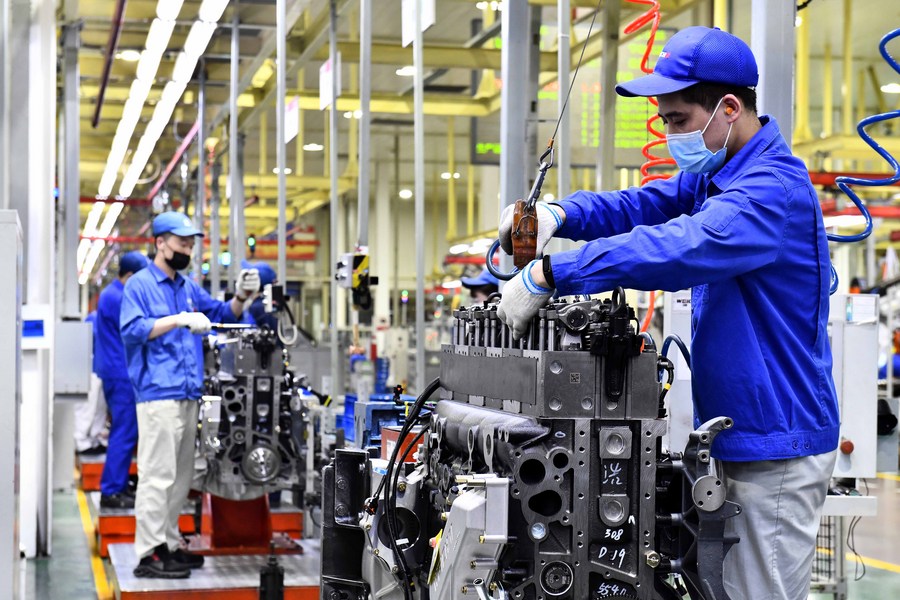 China's manufacturing PMI down in March