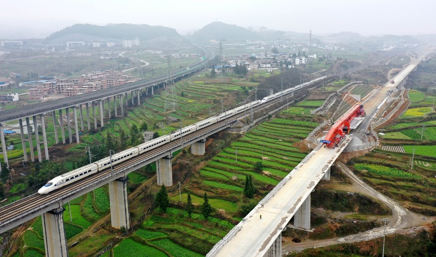 China's fixed-asset railway investment exceeds 106 bln yuan in Q1