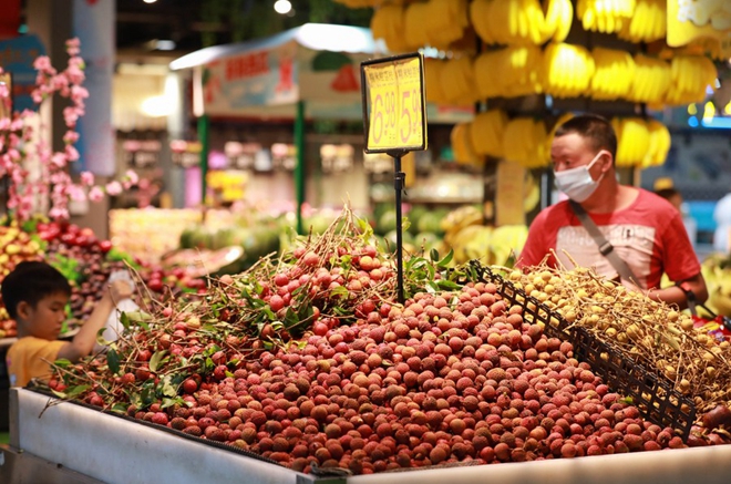 China's consumer inflation stable, factory prices ease