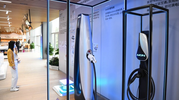 China takes multi-pronged measures to fuel NEV boom